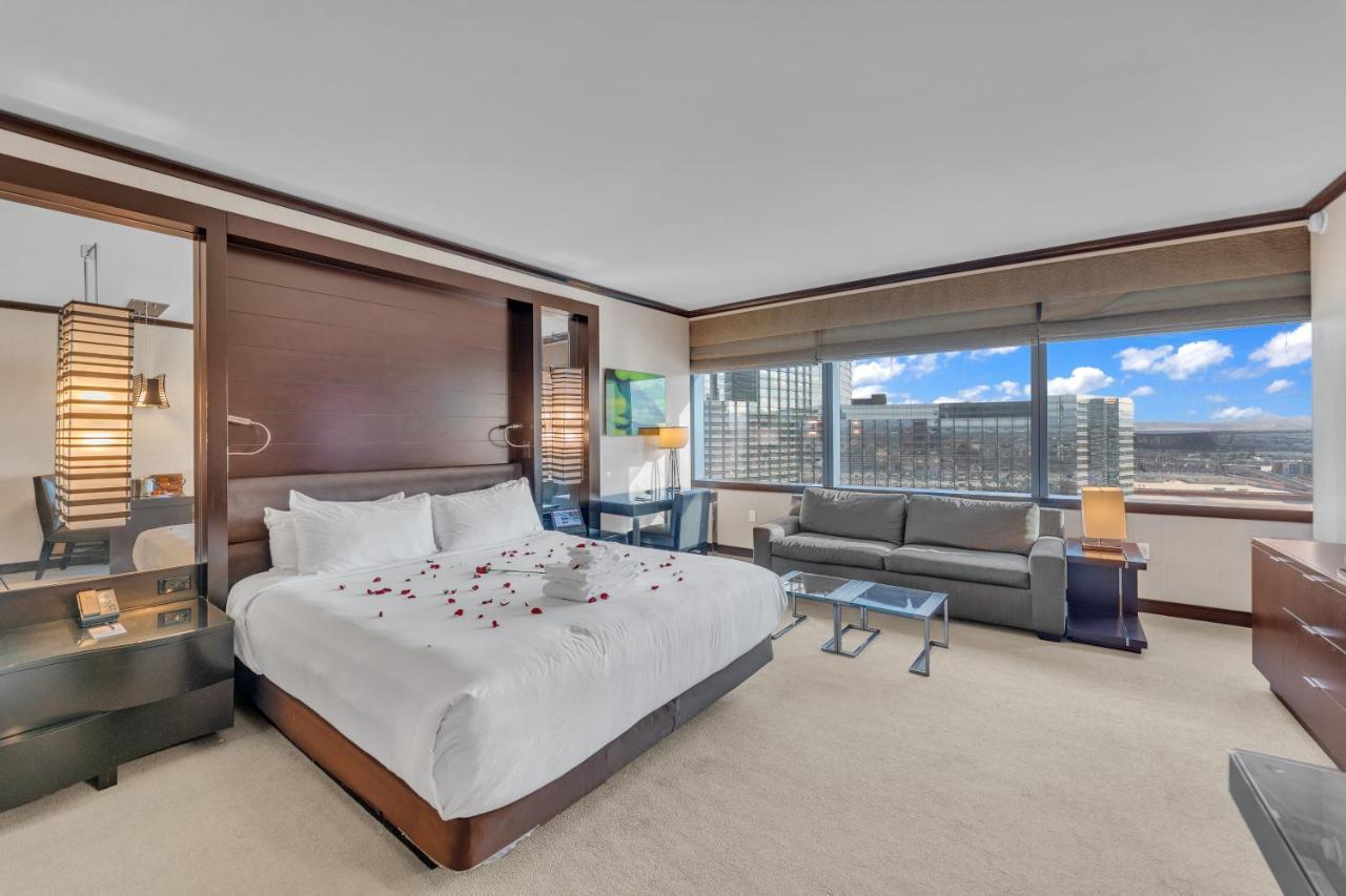 Vdara Beautiful Suite On 22Nd Flr Free Valet Parking Las Vegas Exterior photo